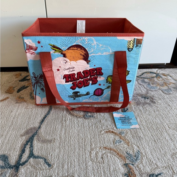 Trader Joes Trader Joe’s Stand-up collapsible Grocery tote bag - Picture 2 of 6